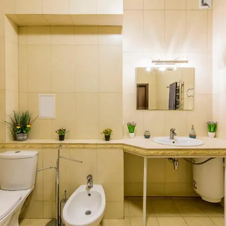 Apartment 2к квартира на басейній, трц гуллівер *